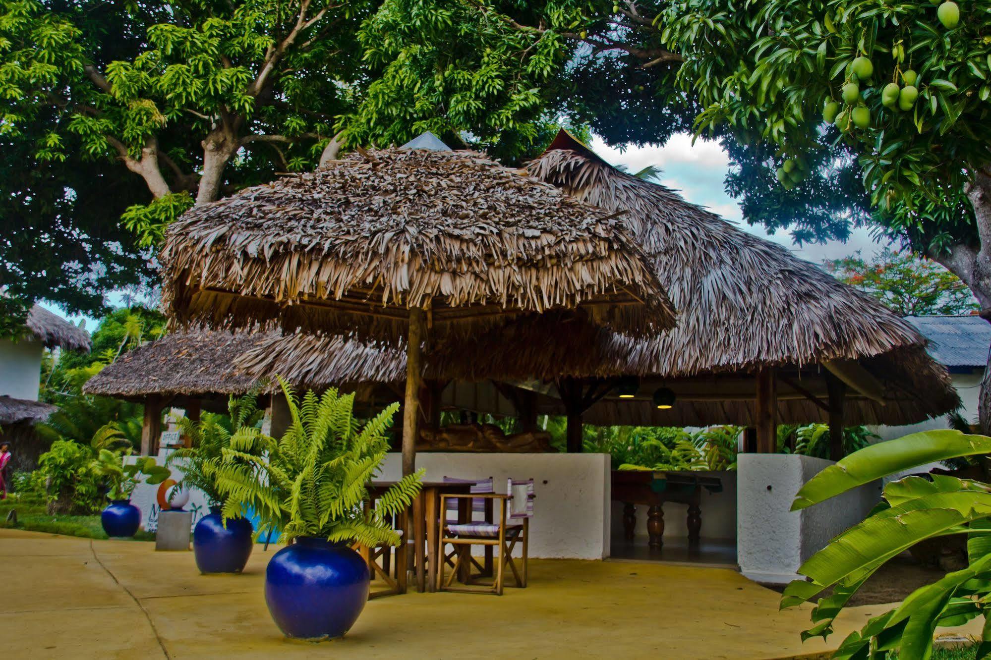 Nosy Be Hotel & Spa Ambaro ภายนอก รูปภาพ