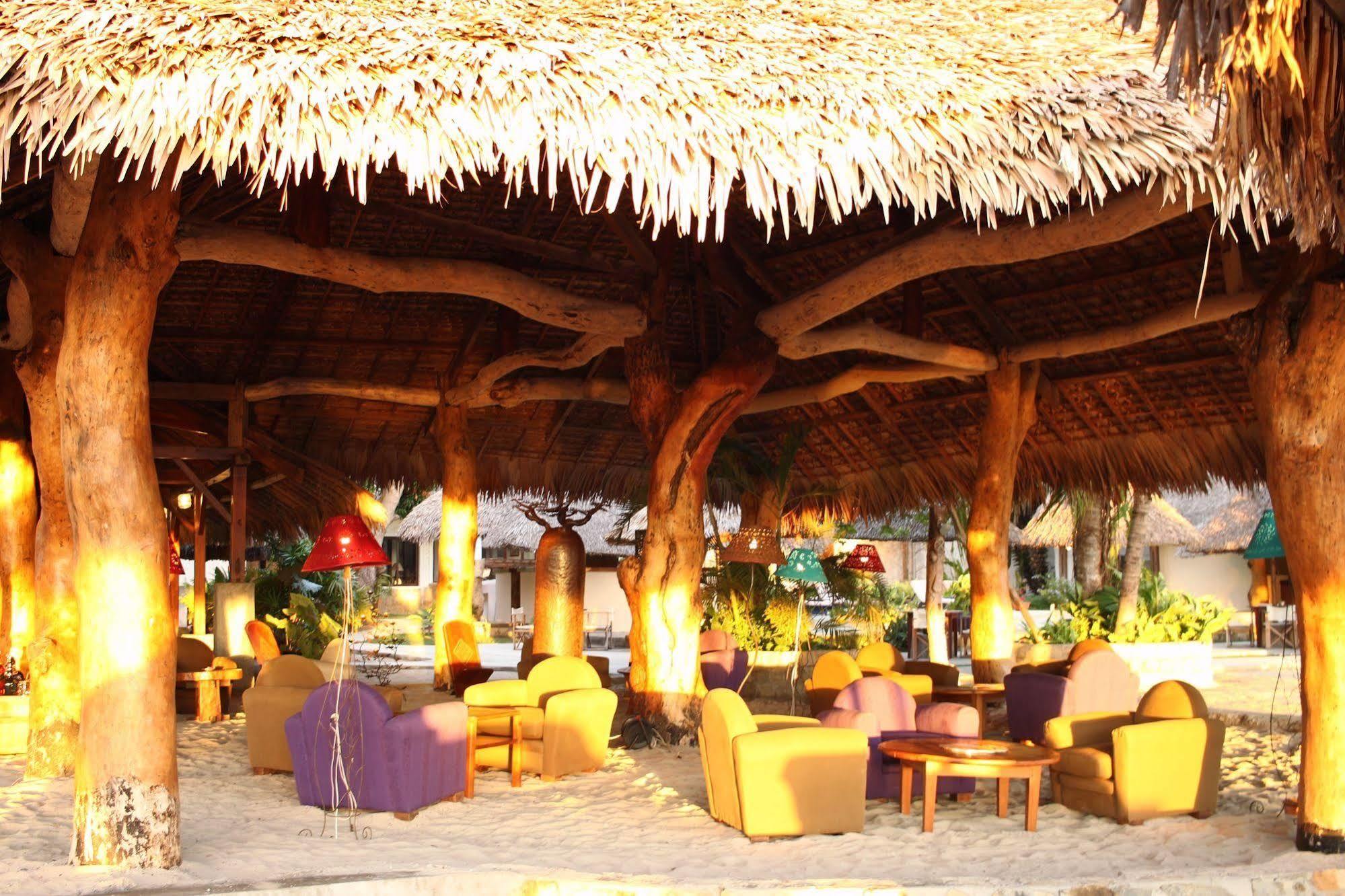 Nosy Be Hotel & Spa Ambaro ภายนอก รูปภาพ